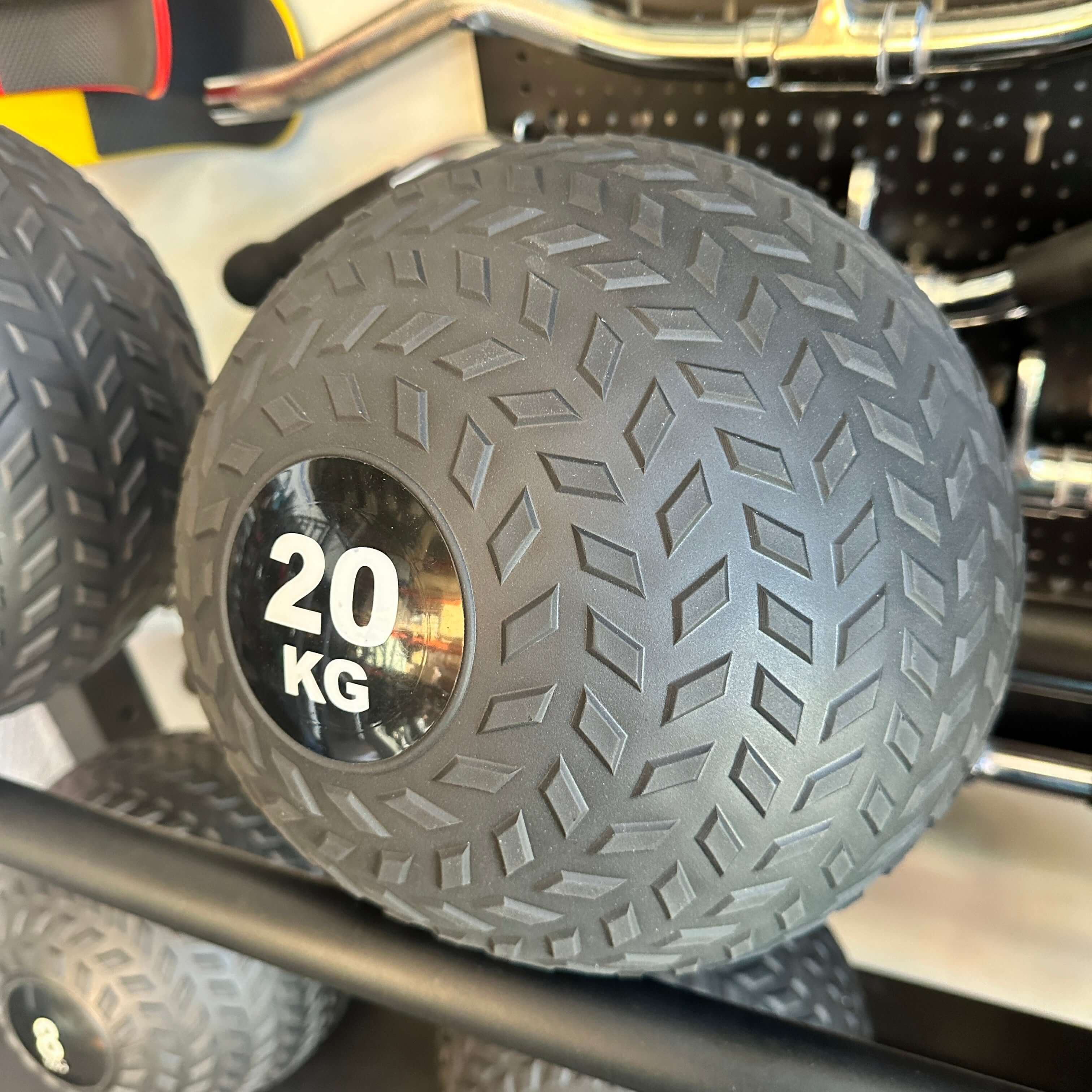 Heavy 4 Pack of Tyre Thread Slam Balls - 12kg 15kg 20kg 30kg | INSOURCE