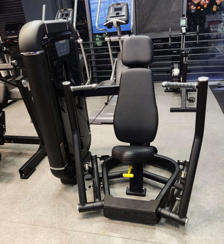 Seated Chest Press Machine [Pre-owned]