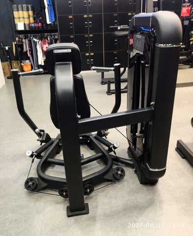 Seated Chest Press Machine [Pre-owned]